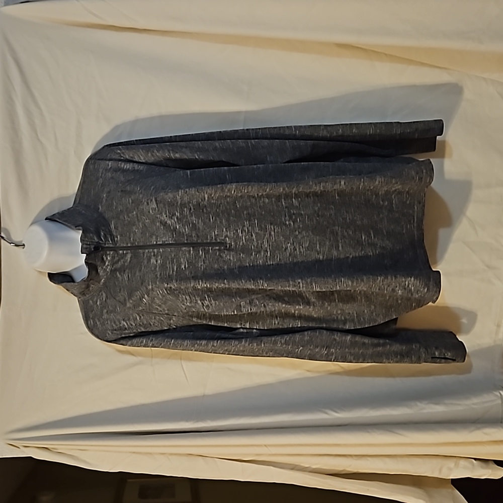 Grey pullover
